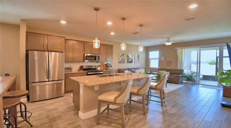 Davenport, Florida 33837, 3 Bedrooms Bedrooms, ,2 Bathroomsbathrooms,Residential,For Sale,Sugarwood,Mfrp4934915