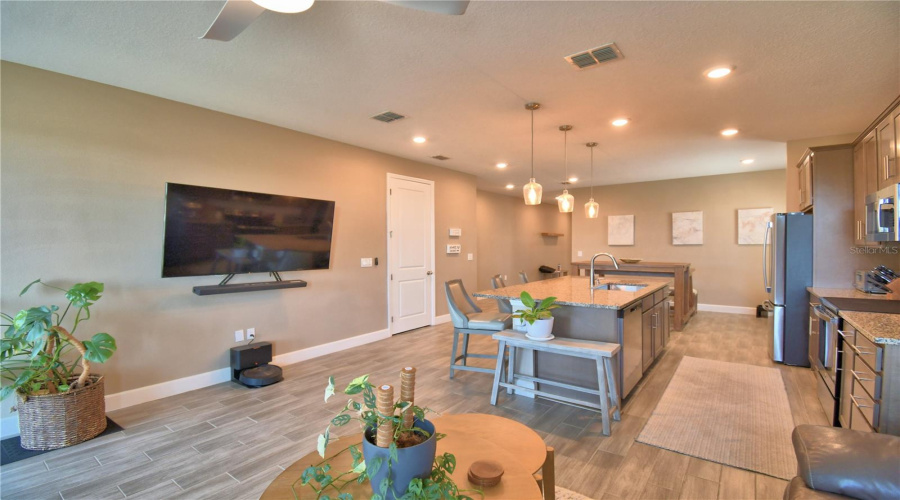 Davenport, Florida 33837, 3 Bedrooms Bedrooms, ,2 Bathroomsbathrooms,Residential,For Sale,Sugarwood,Mfrp4934915