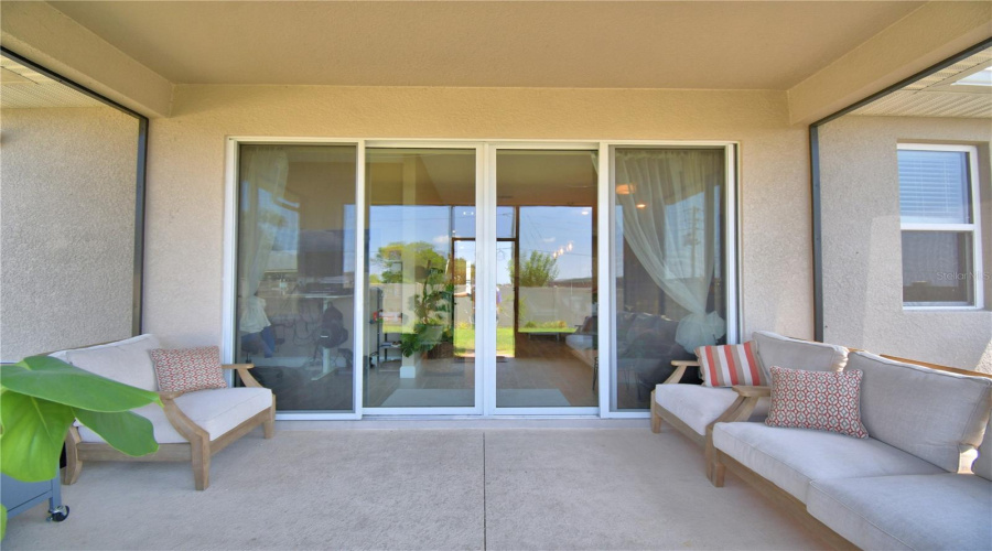 Davenport, Florida 33837, 3 Bedrooms Bedrooms, ,2 Bathroomsbathrooms,Residential,For Sale,Sugarwood,Mfrp4934915