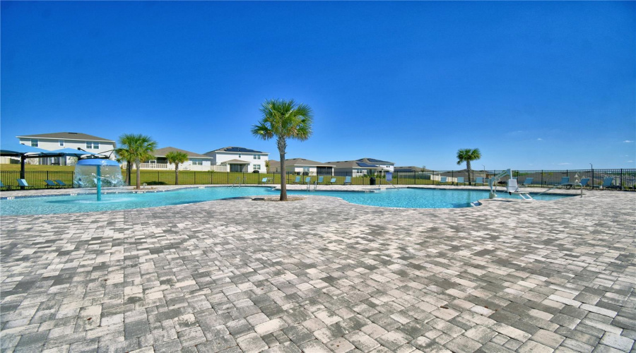 Davenport, Florida 33837, 3 Bedrooms Bedrooms, ,2 Bathroomsbathrooms,Residential,For Sale,Sugarwood,Mfrp4934915