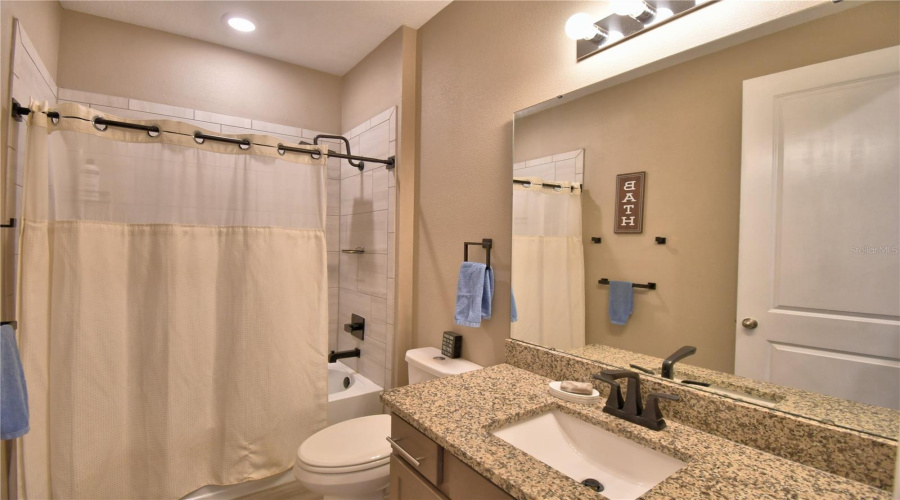 Davenport, Florida 33837, 3 Bedrooms Bedrooms, ,2 Bathroomsbathrooms,Residential,For Sale,Sugarwood,Mfrp4934915