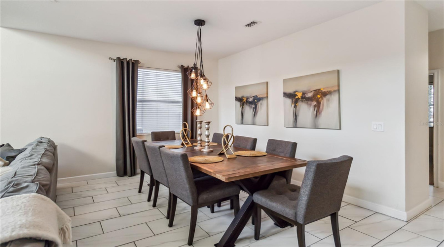 Kissimmee, Florida 34746, 5 Bedrooms Bedrooms, ,5 Bathroomsbathrooms,Residential,For Sale,Sleepy Hollow Dr,Mfro6313121