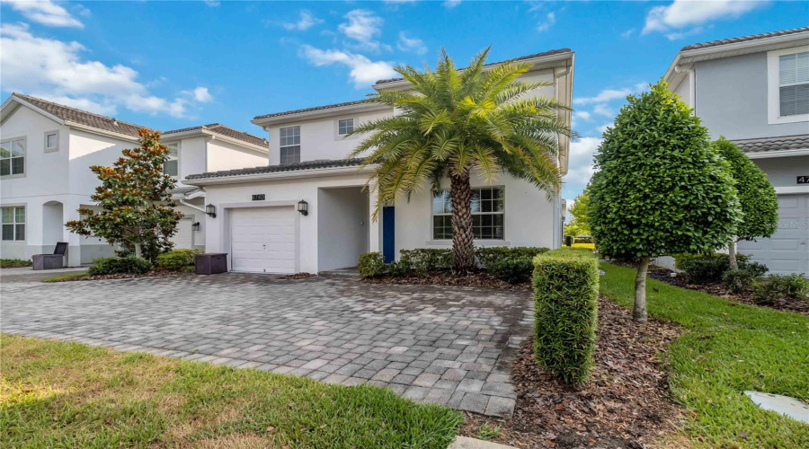 Kissimmee, Florida 34746, 5 Bedrooms Bedrooms, ,5 Bathroomsbathrooms,Residential,For Sale,Sleepy Hollow Dr,Mfro6313121