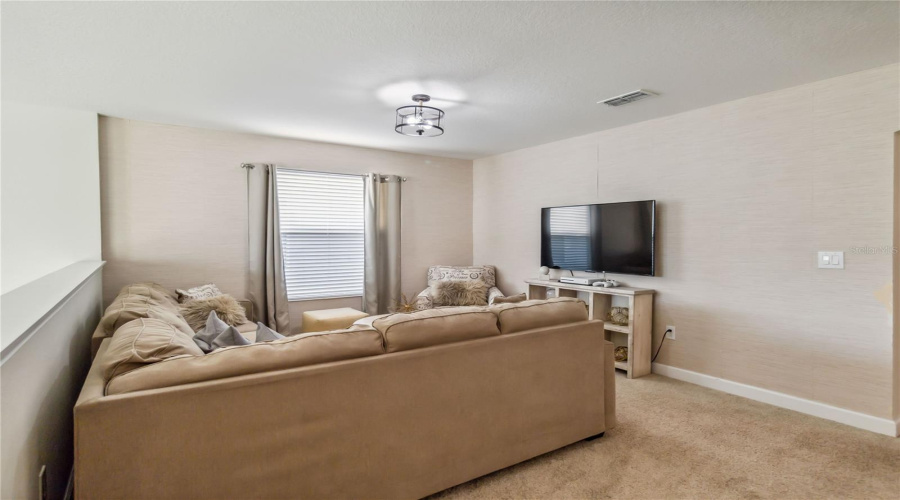 Kissimmee, Florida 34746, 5 Bedrooms Bedrooms, ,5 Bathroomsbathrooms,Residential,For Sale,Sleepy Hollow Dr,Mfro6313121