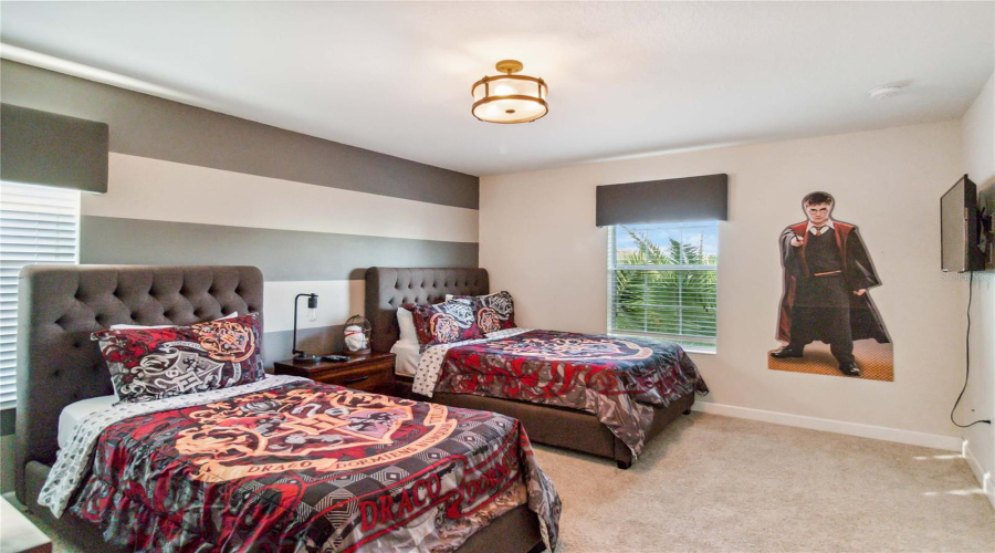 Kissimmee, Florida 34746, 5 Bedrooms Bedrooms, ,5 Bathroomsbathrooms,Residential,For Sale,Sleepy Hollow Dr,Mfro6313121