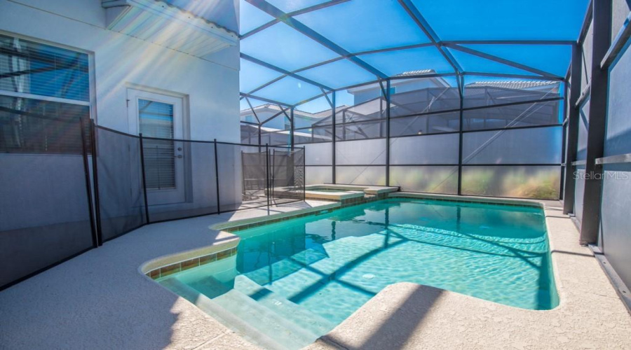 Kissimmee, Florida 34746, 5 Bedrooms Bedrooms, ,5 Bathroomsbathrooms,Residential,For Sale,Sleepy Hollow Dr,Mfro6313121