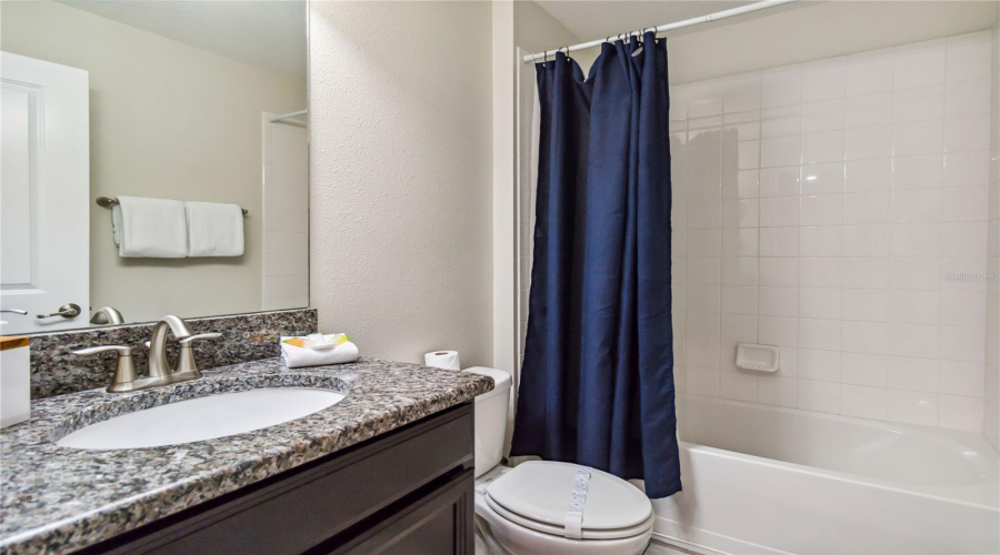 Kissimmee, Florida 34746, 5 Bedrooms Bedrooms, ,5 Bathroomsbathrooms,Residential,For Sale,Sleepy Hollow Dr,Mfro6313121