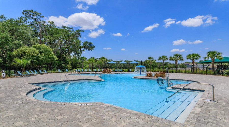 Davenport, Florida 33837, 3 Bedrooms Bedrooms, ,2 Bathroomsbathrooms,Residential,For Sale,Berry,Mfro6313124