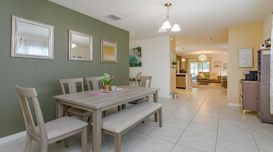 Davenport, Florida 33837, 3 Bedrooms Bedrooms, ,2 Bathroomsbathrooms,Residential,For Sale,Berry,Mfro6313124