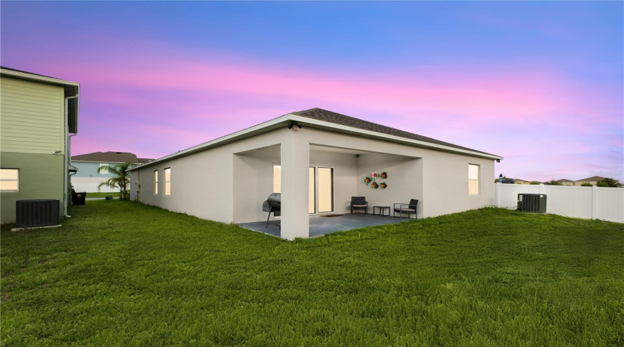 Davenport, Florida 33837, 4 Bedrooms Bedrooms, ,2 Bathroomsbathrooms,Residential,For Sale,Taft,Mfro6312775