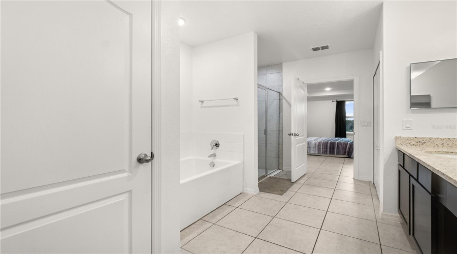 Davenport, Florida 33837, 4 Bedrooms Bedrooms, ,2 Bathroomsbathrooms,Residential,For Sale,Taft,Mfro6312775