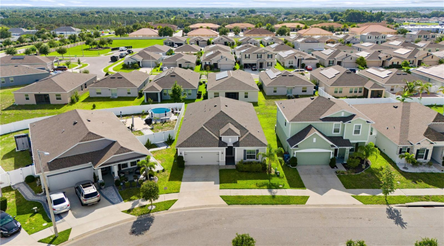 Davenport, Florida 33837, 4 Bedrooms Bedrooms, ,2 Bathroomsbathrooms,Residential,For Sale,Taft,Mfro6312775