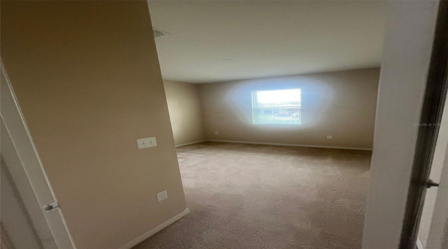 KISSIMMEE, Florida 34746, 4 Bedrooms Bedrooms, ,2 BathroomsBathrooms,Residential,For Sale,BOATING,0,MFRO6313107