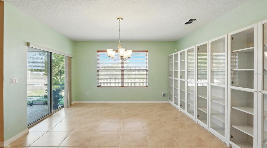 Kissimmee, Florida 34747, 3 Bedrooms Bedrooms, ,2 Bathroomsbathrooms,Residential,For Sale,White Poppy,Mfrs5127851