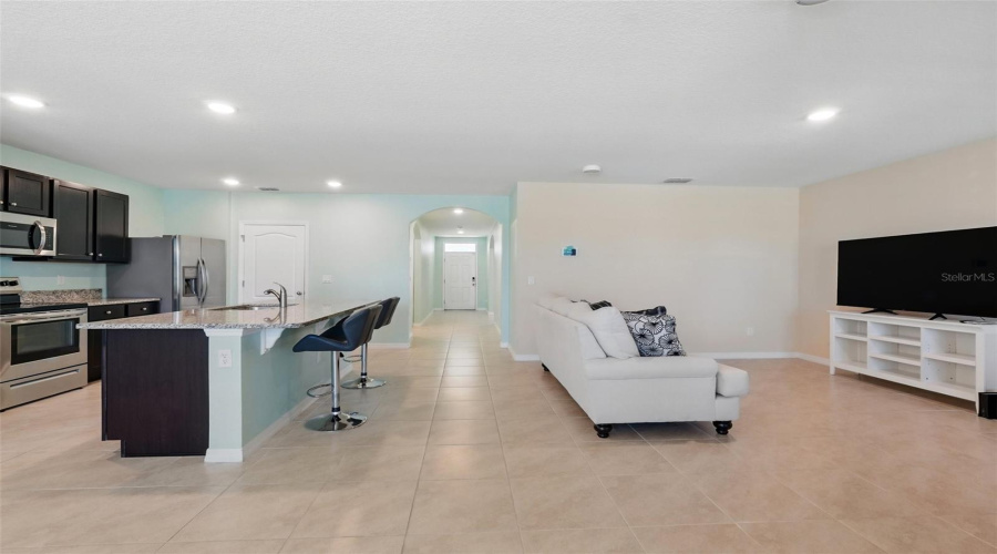 Kissimmee, Florida 34747, 3 Bedrooms Bedrooms, ,2 Bathroomsbathrooms,Residential,For Sale,White Poppy,Mfrs5127851