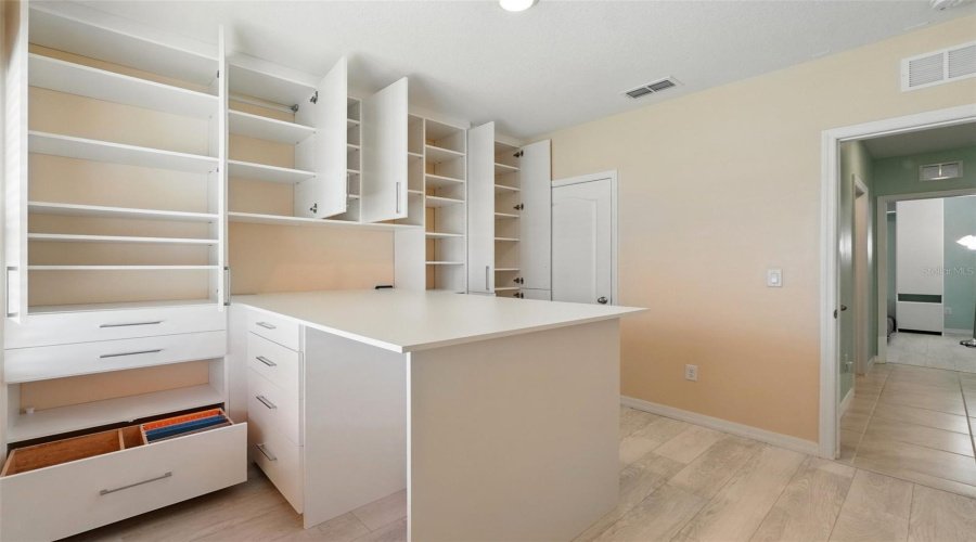 Kissimmee, Florida 34747, 3 Bedrooms Bedrooms, ,2 Bathroomsbathrooms,Residential,For Sale,White Poppy,Mfrs5127851