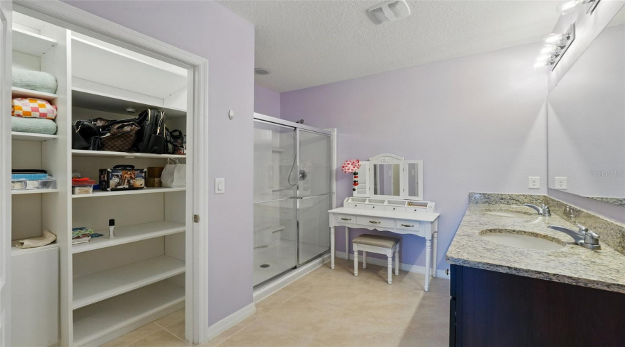 Kissimmee, Florida 34747, 3 Bedrooms Bedrooms, ,2 Bathroomsbathrooms,Residential,For Sale,White Poppy,Mfrs5127851