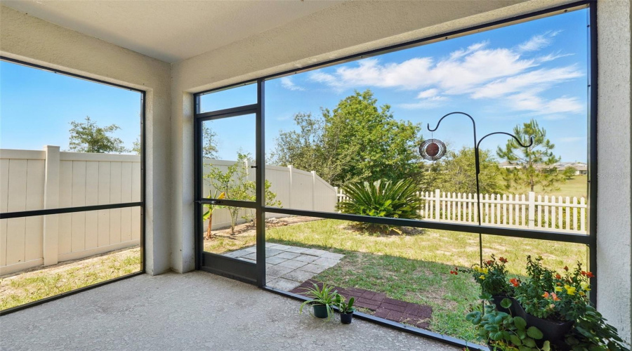 Kissimmee, Florida 34747, 3 Bedrooms Bedrooms, ,2 Bathroomsbathrooms,Residential,For Sale,White Poppy,Mfrs5127851