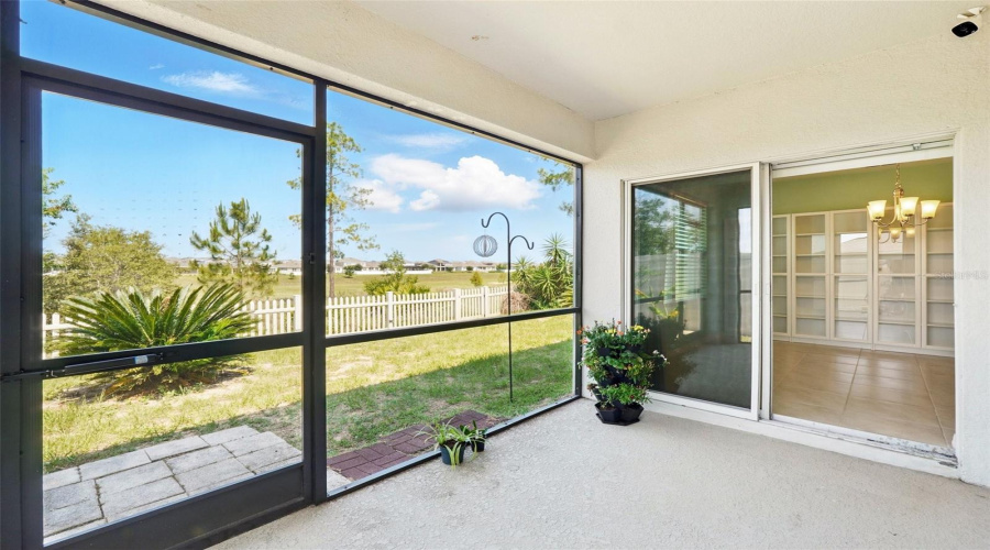 Kissimmee, Florida 34747, 3 Bedrooms Bedrooms, ,2 Bathroomsbathrooms,Residential,For Sale,White Poppy,Mfrs5127851