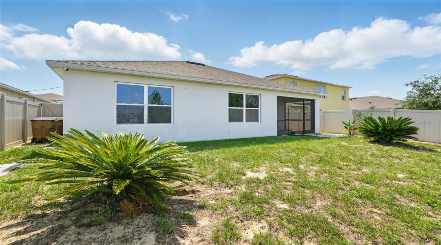 Kissimmee, Florida 34747, 3 Bedrooms Bedrooms, ,2 Bathroomsbathrooms,Residential,For Sale,White Poppy,Mfrs5127851