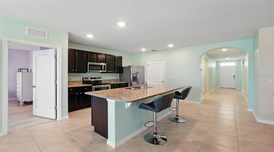 Kissimmee, Florida 34747, 3 Bedrooms Bedrooms, ,2 Bathroomsbathrooms,Residential,For Sale,White Poppy,Mfrs5127851