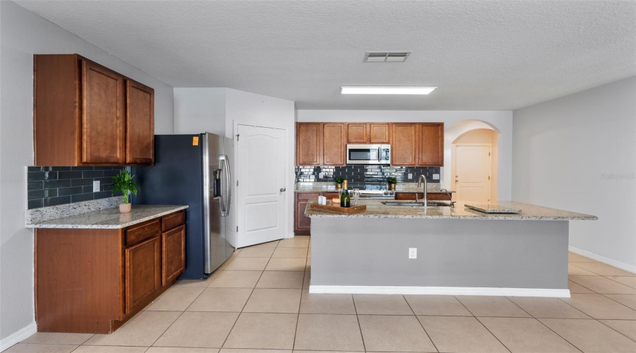 Davenport, Florida 33837, 4 Bedrooms Bedrooms, ,2 Bathroomsbathrooms,Residential,For Sale,Nova,Mfro6313214