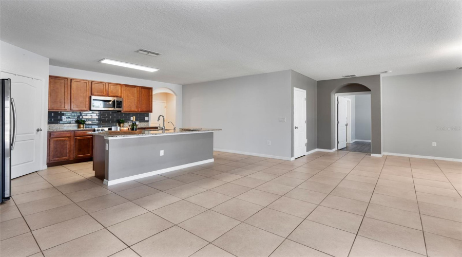 Davenport, Florida 33837, 4 Bedrooms Bedrooms, ,2 Bathroomsbathrooms,Residential,For Sale,Nova,Mfro6313214