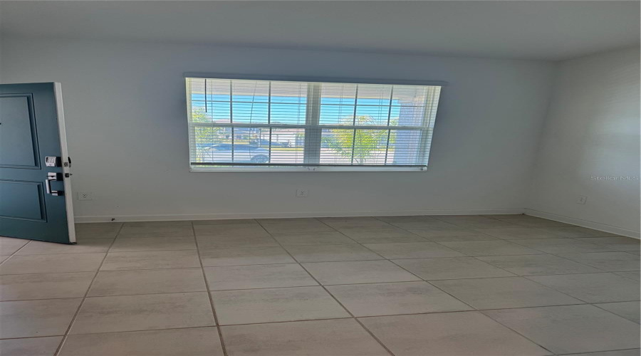 Davenport, Florida 33837, 3 Bedrooms Bedrooms, ,2 Bathroomsbathrooms,Residential,For Sale,Redbridge,Mfrs5127633