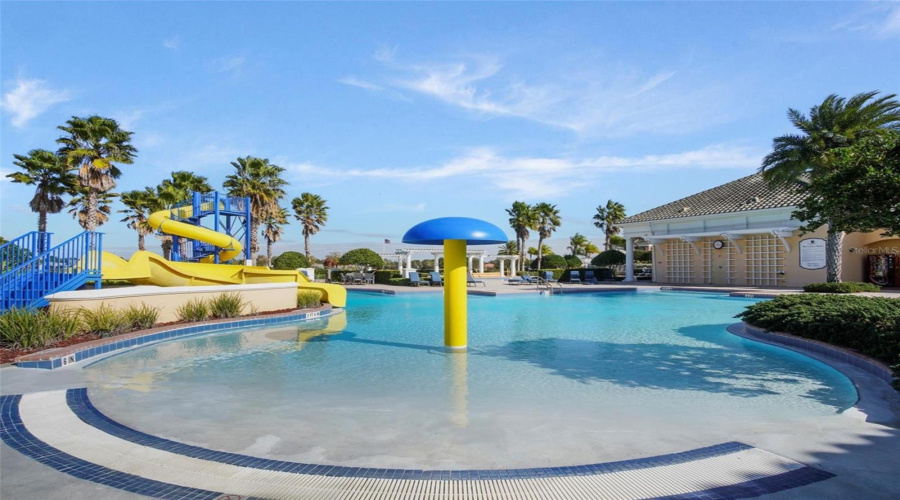 DAVENPORT, Florida 33837, 4 Bedrooms Bedrooms, ,3 BathroomsBathrooms,Residential,For Sale,REDBRIDGE,0,MFRS5127633