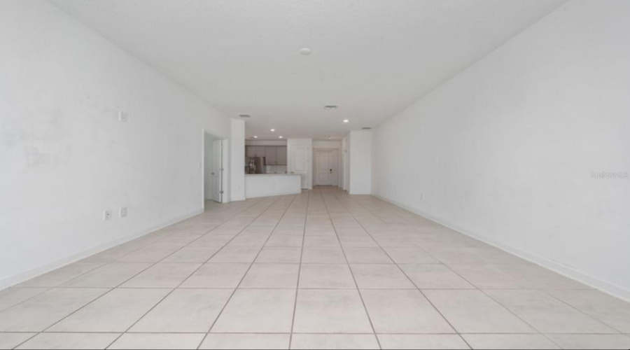 DAVENPORT, Florida 33837, 4 Bedrooms Bedrooms, ,3 BathroomsBathrooms,Residential,For Sale,REDBRIDGE,0,MFRS5127633