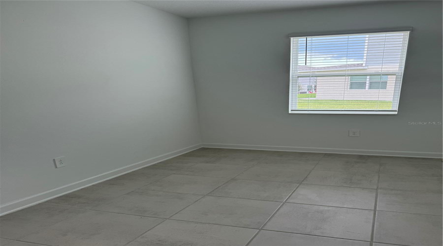 Davenport, Florida 33837, 3 Bedrooms Bedrooms, ,2 Bathroomsbathrooms,Residential,For Sale,Redbridge,Mfrs5127633