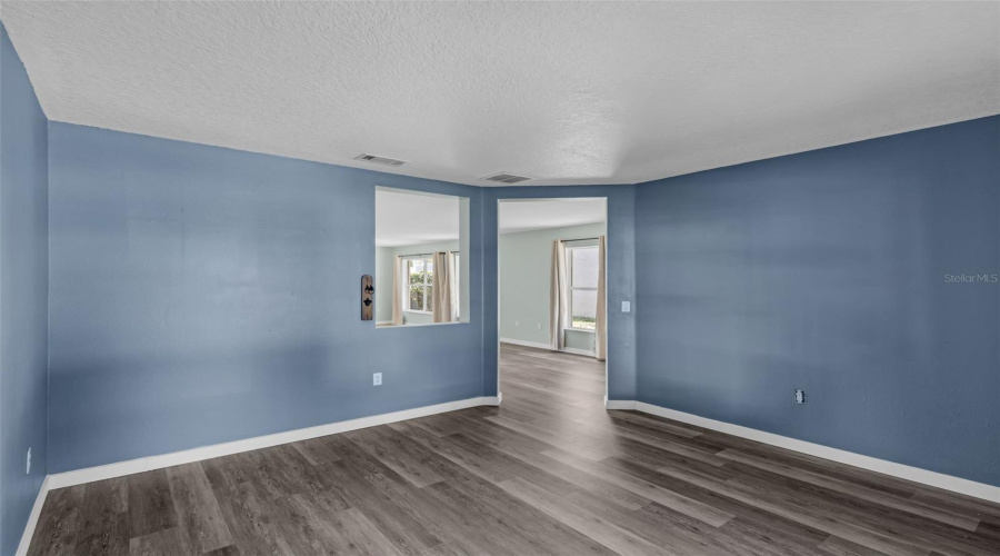 DAVENPORT, Florida 33896, 3 Bedrooms Bedrooms, ,2 BathroomsBathrooms,Residential,For Sale,SAN CARLO,0,MFRO6313060