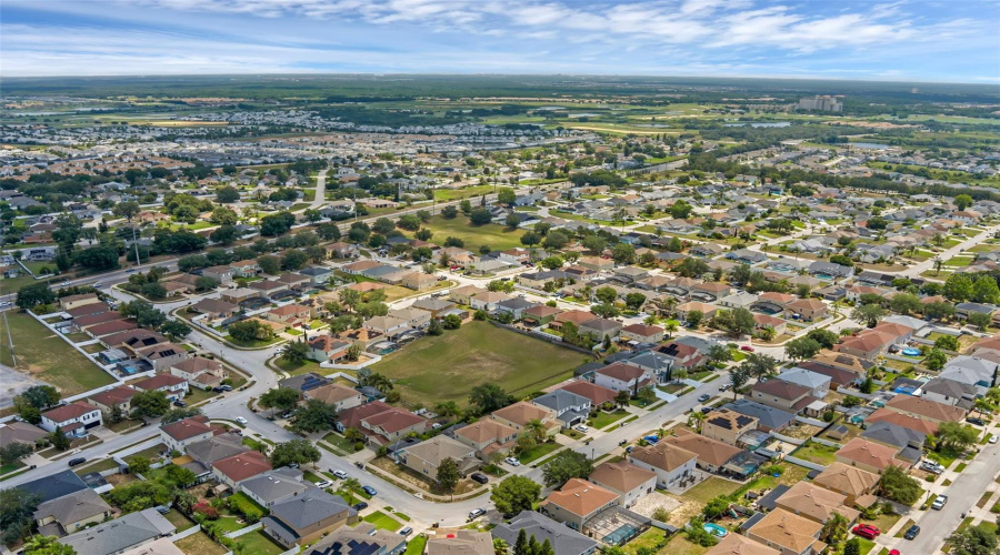 DAVENPORT, Florida 33896, 3 Bedrooms Bedrooms, ,2 BathroomsBathrooms,Residential,For Sale,SAN CARLO,0,MFRO6313060