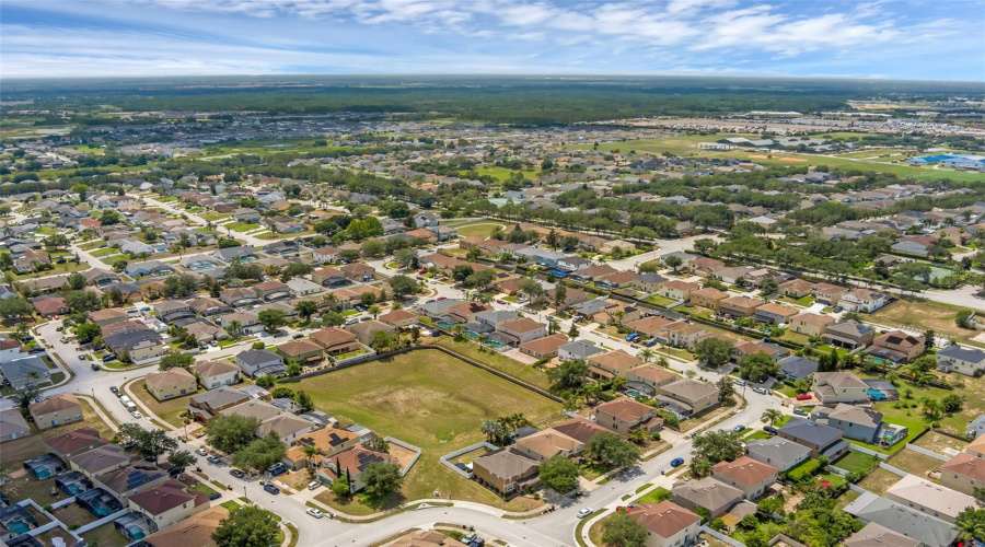 DAVENPORT, Florida 33896, 3 Bedrooms Bedrooms, ,2 BathroomsBathrooms,Residential,For Sale,SAN CARLO,0,MFRO6313060