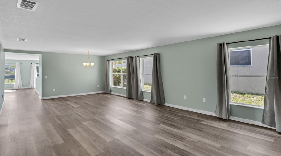 DAVENPORT, Florida 33896, 3 Bedrooms Bedrooms, ,2 BathroomsBathrooms,Residential,For Sale,SAN CARLO,0,MFRO6313060