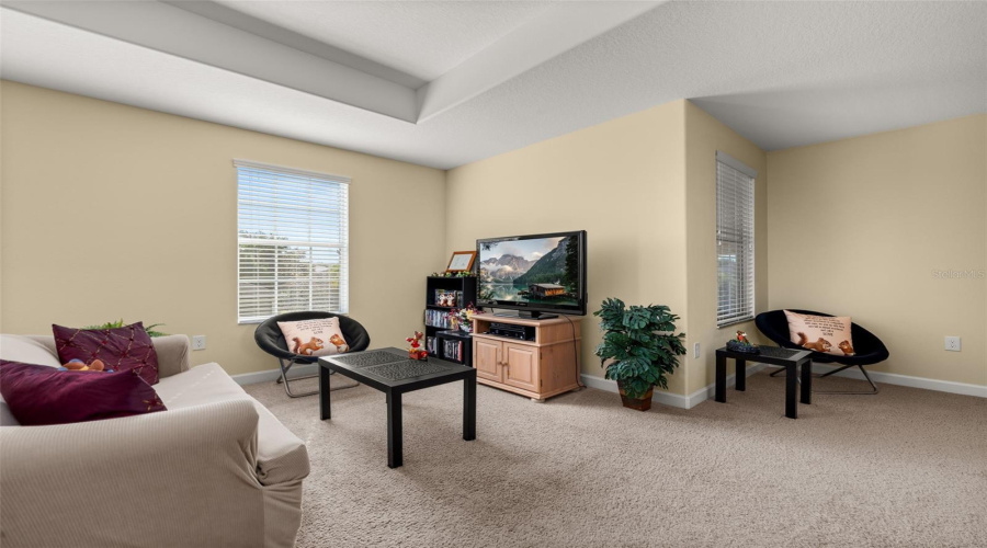 Davenport, Florida 33837, 5 Bedrooms Bedrooms, ,2 Bathroomsbathrooms,Residential,For Sale,Cortland,Mfrs5127762