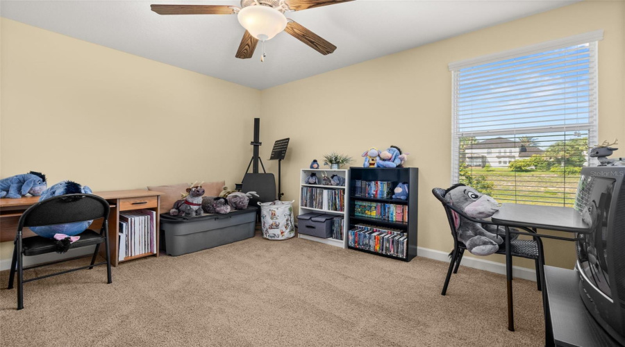 Davenport, Florida 33837, 5 Bedrooms Bedrooms, ,2 Bathroomsbathrooms,Residential,For Sale,Cortland,Mfrs5127762