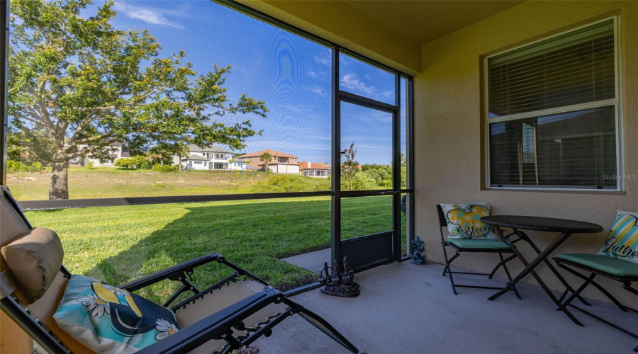 Davenport, Florida 33837, 5 Bedrooms Bedrooms, ,2 Bathroomsbathrooms,Residential,For Sale,Cortland,Mfrs5127762