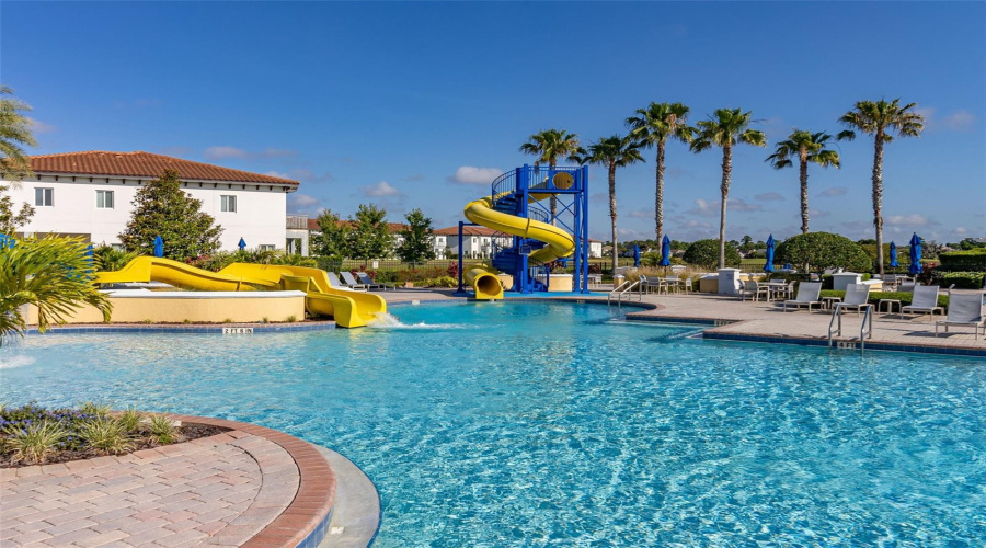 Davenport, Florida 33837, 5 Bedrooms Bedrooms, ,2 Bathroomsbathrooms,Residential,For Sale,Cortland,Mfrs5127762