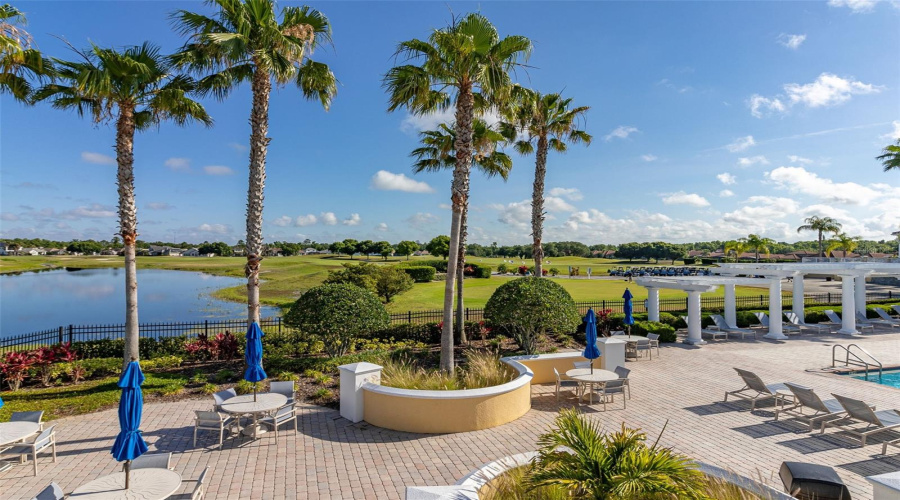 Davenport, Florida 33837, 5 Bedrooms Bedrooms, ,2 Bathroomsbathrooms,Residential,For Sale,Cortland,Mfrs5127762