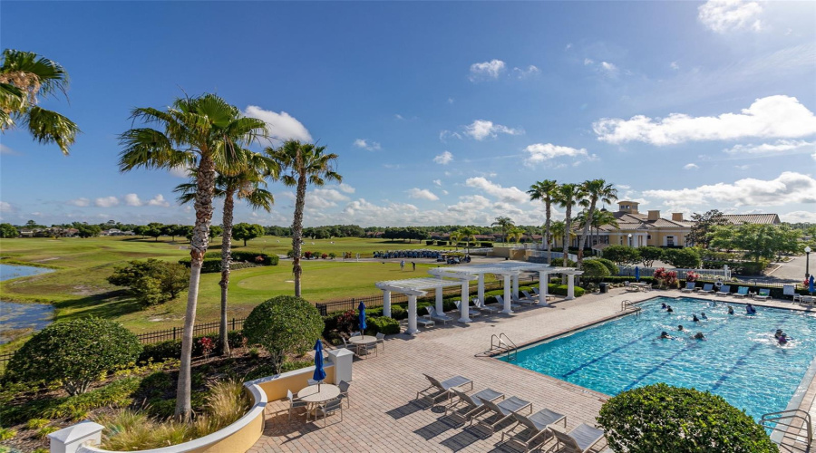 Davenport, Florida 33837, 5 Bedrooms Bedrooms, ,2 Bathroomsbathrooms,Residential,For Sale,Cortland,Mfrs5127762
