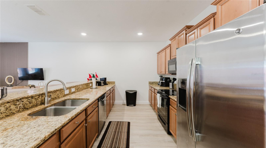 Kissimmee, Florida 34747, 4 Bedrooms Bedrooms, ,3 Bathroomsbathrooms,Residential,For Sale,Banana Palm,Mfro6313445