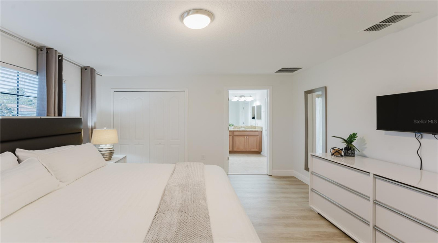 Kissimmee, Florida 34747, 4 Bedrooms Bedrooms, ,3 Bathroomsbathrooms,Residential,For Sale,Banana Palm,Mfro6313445