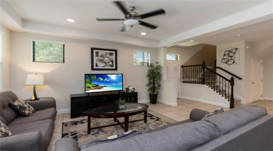 Davenport, Florida 33896, 4 Bedrooms Bedrooms, ,3 Bathroomsbathrooms,Residential,For Sale,Roseville Blvd,Mfro6313010