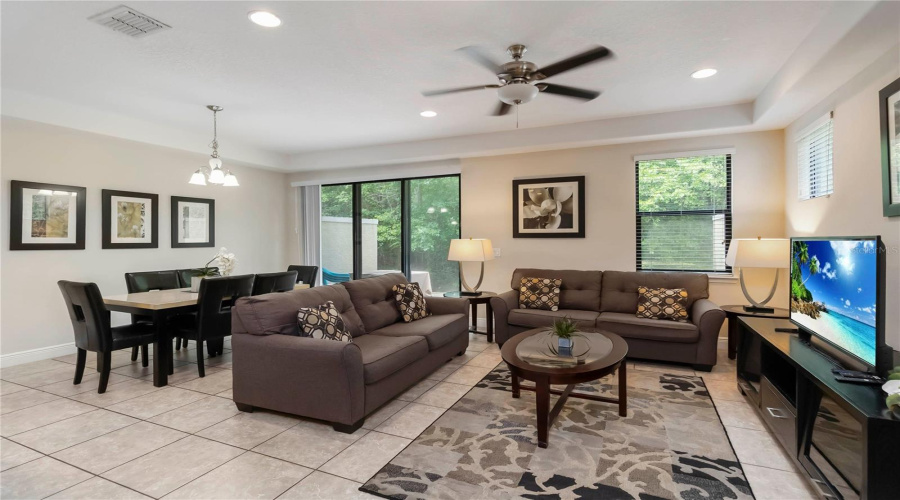Davenport, Florida 33896, 4 Bedrooms Bedrooms, ,3 Bathroomsbathrooms,Residential,For Sale,Roseville Blvd,Mfro6313010
