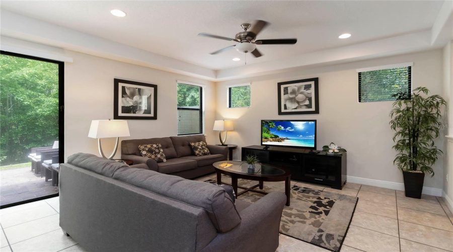 Davenport, Florida 33896, 4 Bedrooms Bedrooms, ,3 Bathroomsbathrooms,Residential,For Sale,Roseville Blvd,Mfro6313010
