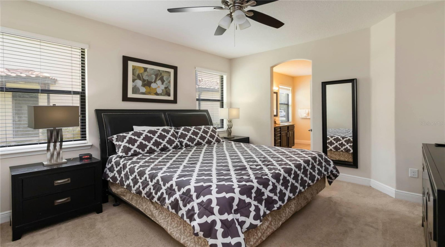 Davenport, Florida 33896, 4 Bedrooms Bedrooms, ,3 Bathroomsbathrooms,Residential,For Sale,Roseville Blvd,Mfro6313010