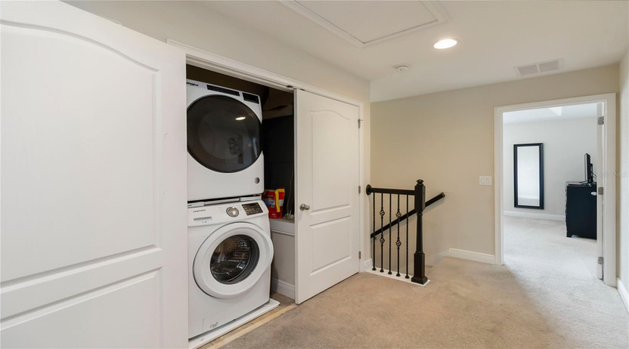 Davenport, Florida 33896, 4 Bedrooms Bedrooms, ,3 Bathroomsbathrooms,Residential,For Sale,Roseville Blvd,Mfro6313010