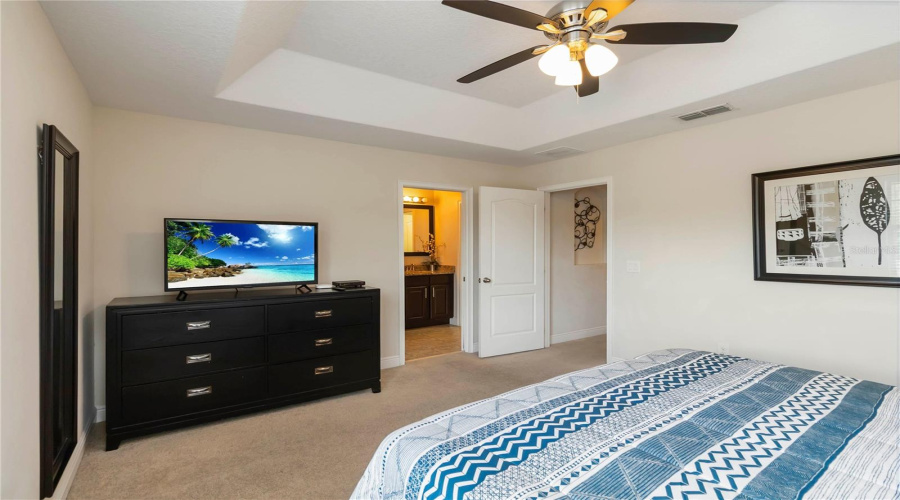 Davenport, Florida 33896, 4 Bedrooms Bedrooms, ,3 Bathroomsbathrooms,Residential,For Sale,Roseville Blvd,Mfro6313010