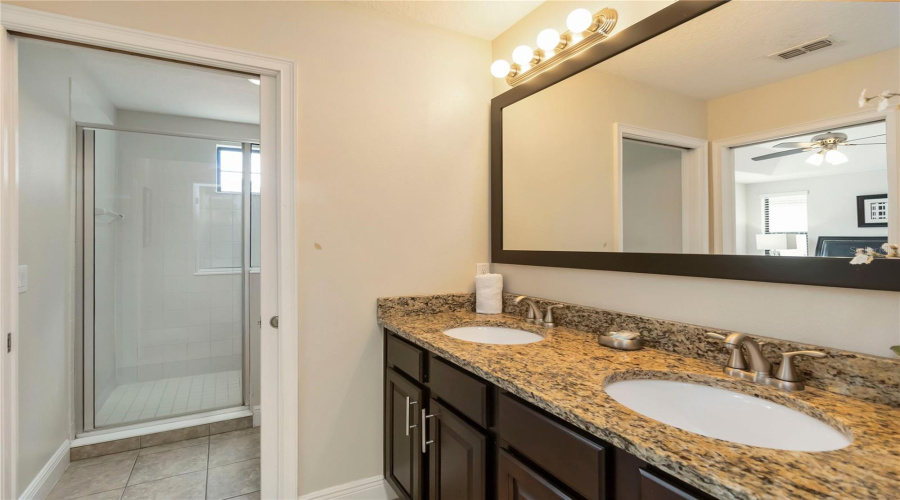 Davenport, Florida 33896, 4 Bedrooms Bedrooms, ,3 Bathroomsbathrooms,Residential,For Sale,Roseville Blvd,Mfro6313010